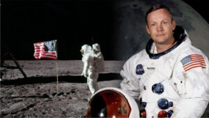 Pada tanggal 20 Juli 1969, Neil Armstrong mendarat di bulan, dan menjadi manusia pertama yang Menginjak Bulan
