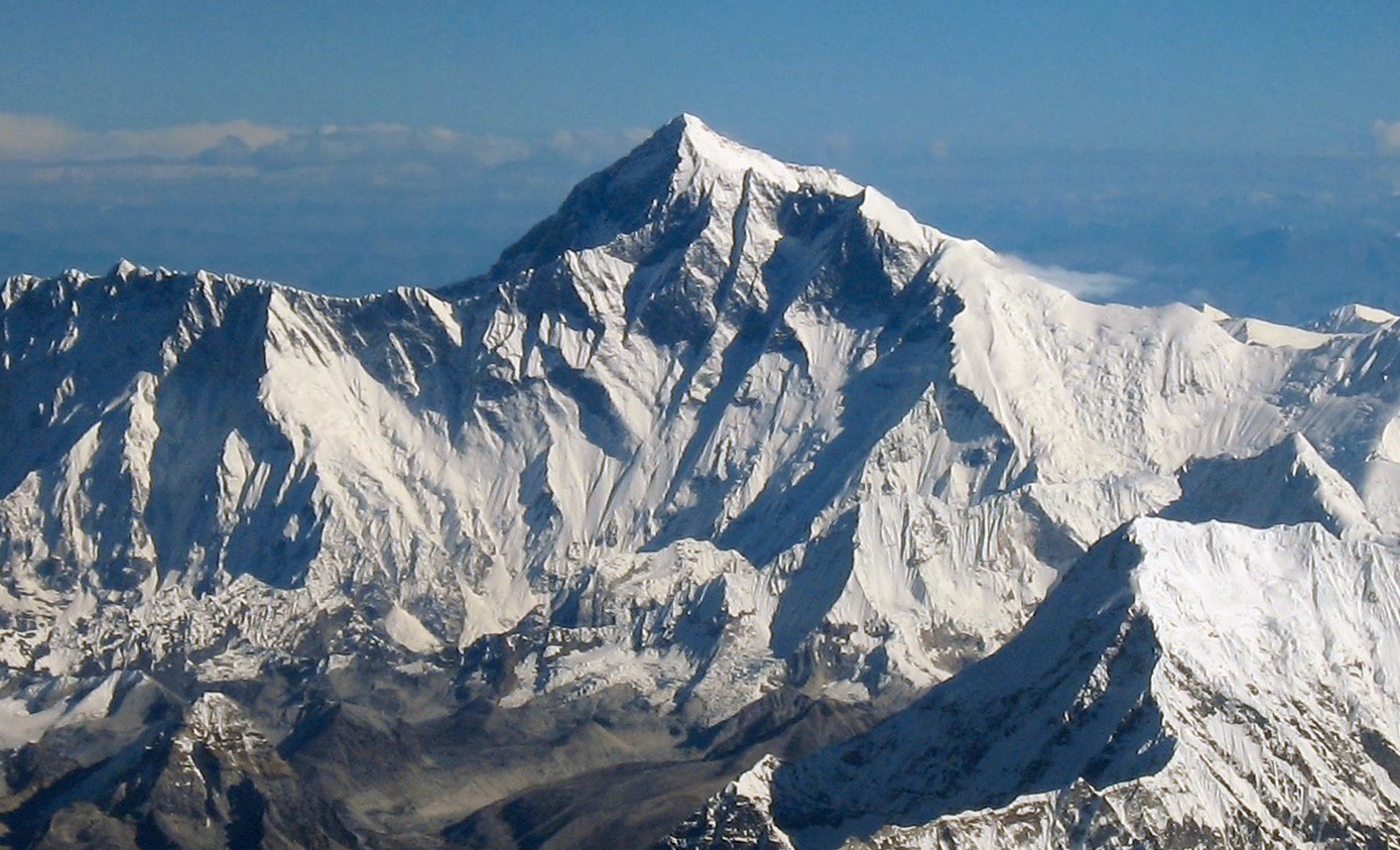 Sejarah Gunung Tertinggi di Dunia,Gunung Everest
