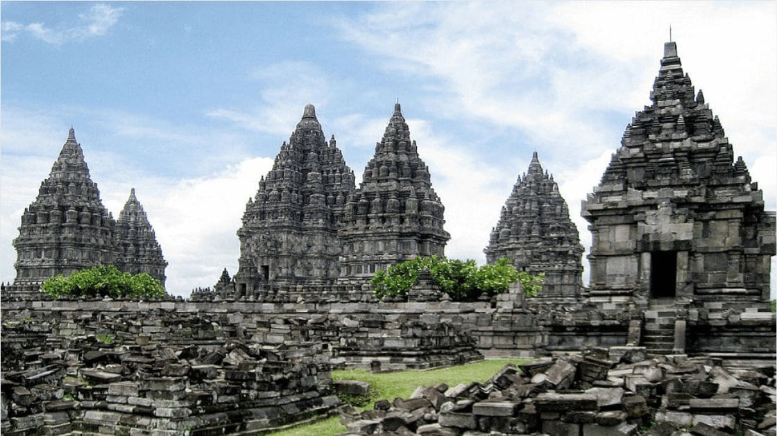 Candi Prambanan: Candi Hindu Terbesar Dan Terpenting Di Asia