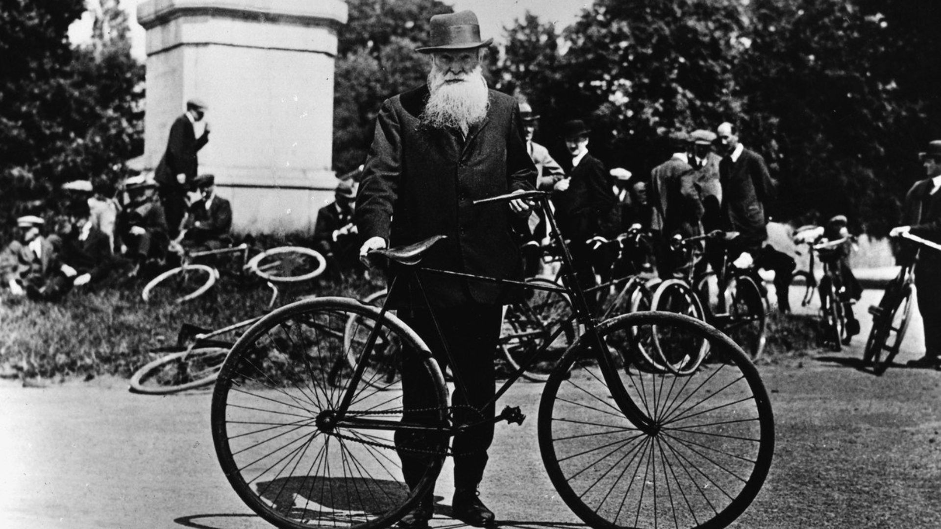 John Boyd Dunlop: Penemu Ban Karet Pneumatik