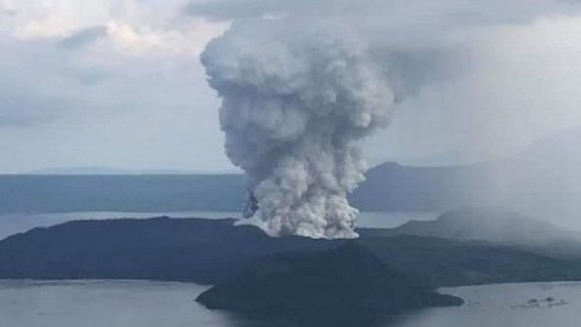 Gunung Taal: Gunung Paling Aktif dan Ikonik di Filipina