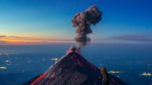 Gunung Fuego: Stratovolcano Aktif yang Terletak di Guatemala
