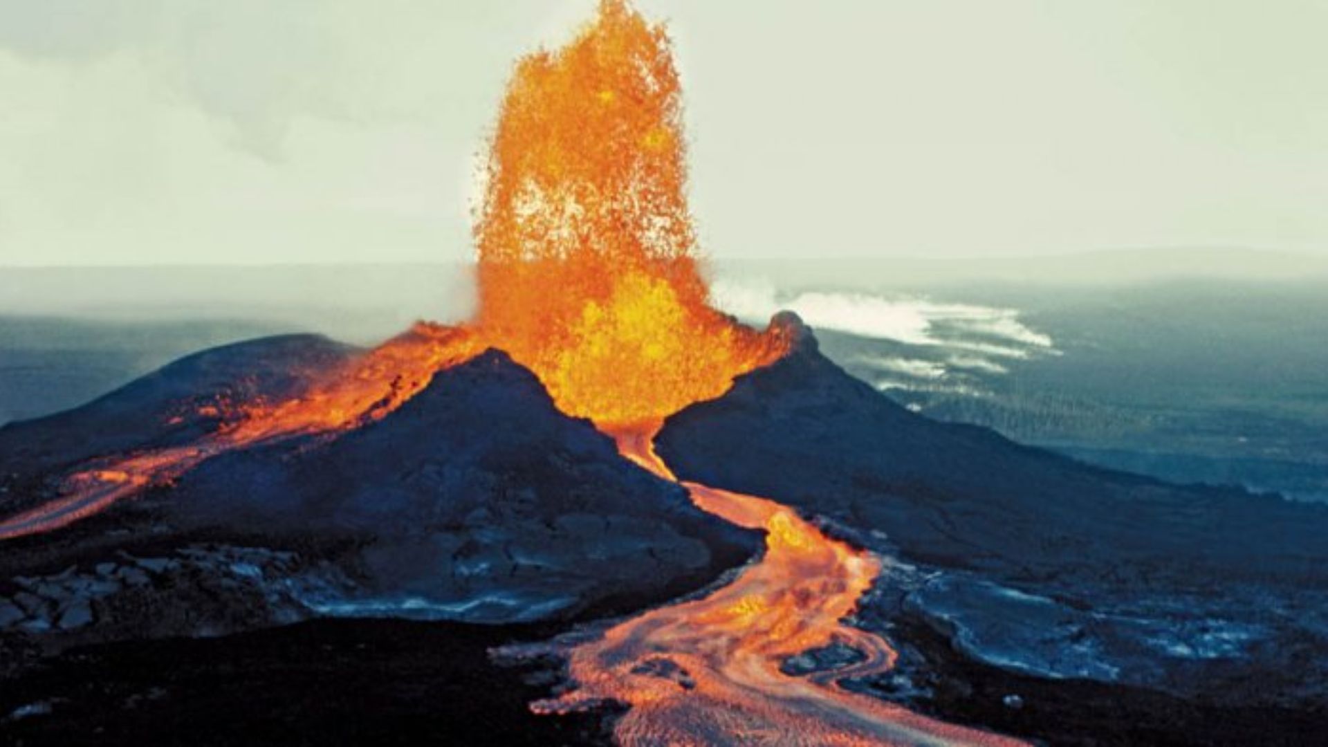 Gunung Kilauea: Gunung Berapi Paling Aktif dan Terkenal di Dunia