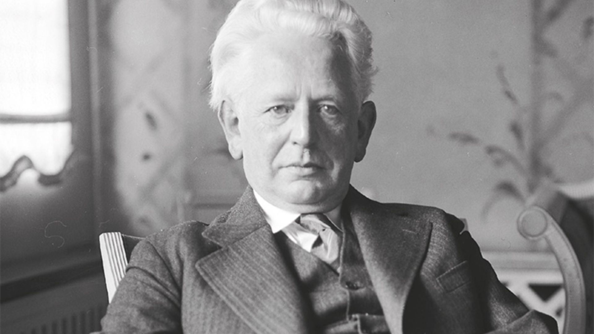 Ernst Cassirer: Filsuf Terkemuka Asal Jerman pada Abad Ke-20