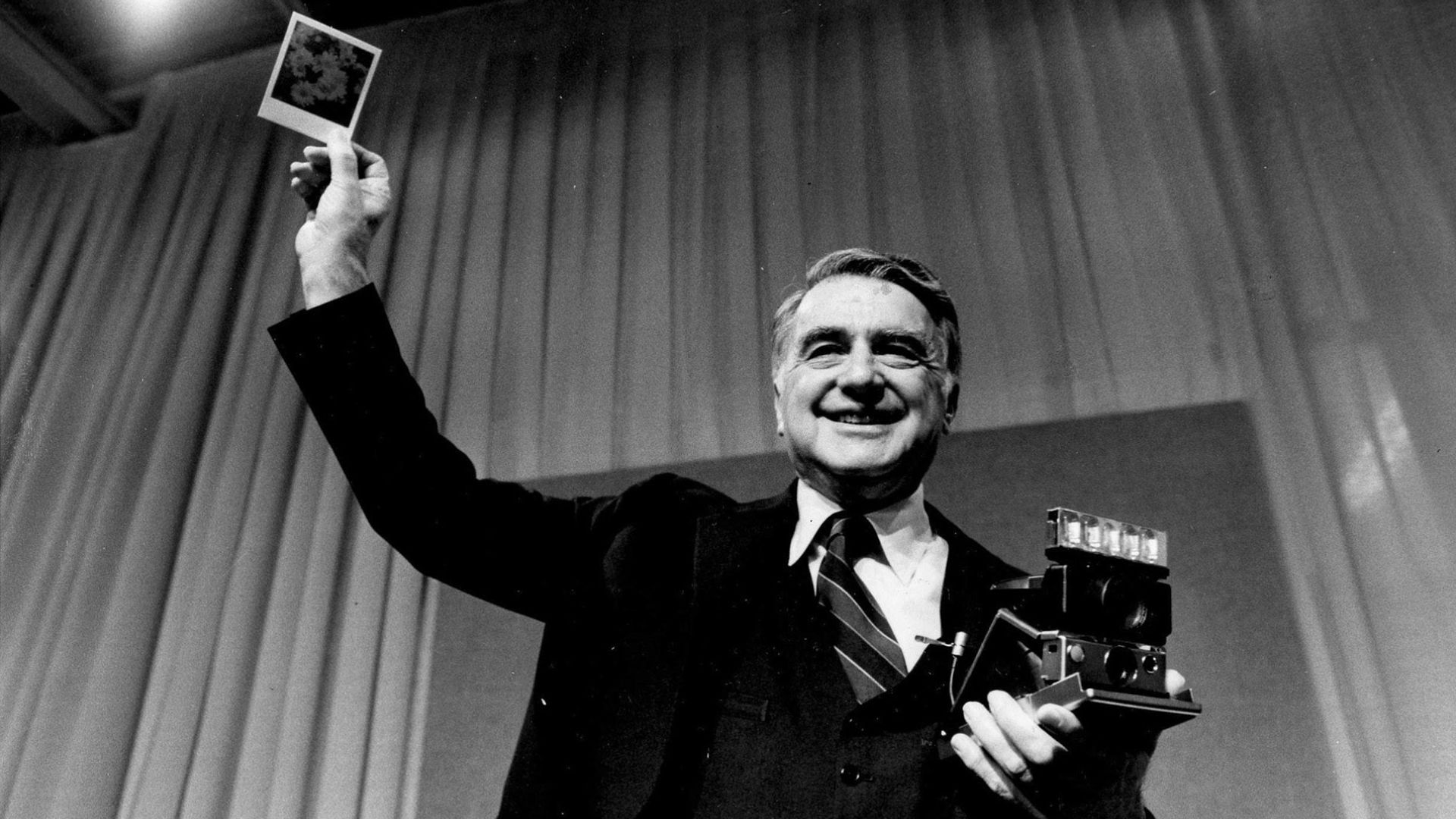 Edwin Herbert Land: Ilmuwan dan Pengusaha Amerika Serikat